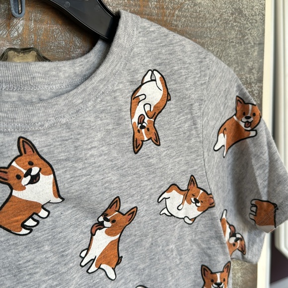 Zoe + Liv Cute Corgi Pup Tee - Picture 5 of 6